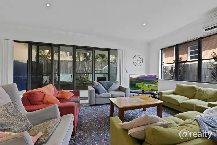 17/1 Robbins Street, Corinda QLD 4075