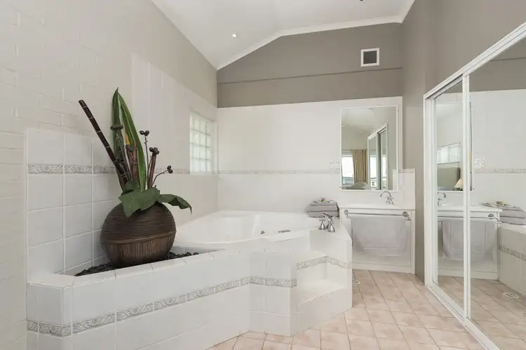 Sixth view of Homely serviced apartment listing, 7/17 Golf Avenue, Mollymook NSW 2539