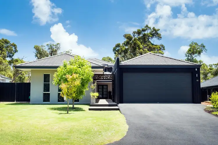 16 Sanctuary Circle, Cowaramup WA 6284