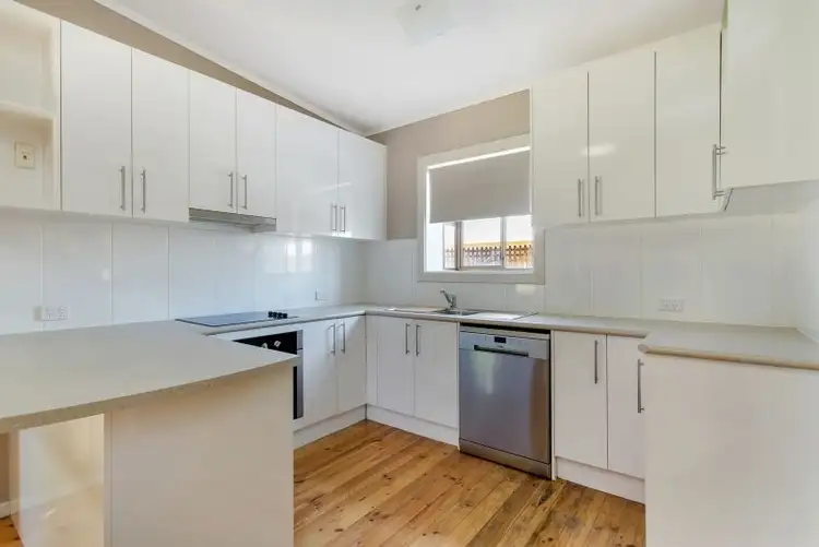 9 Kurandah Street, O'sullivan Beach SA 5166