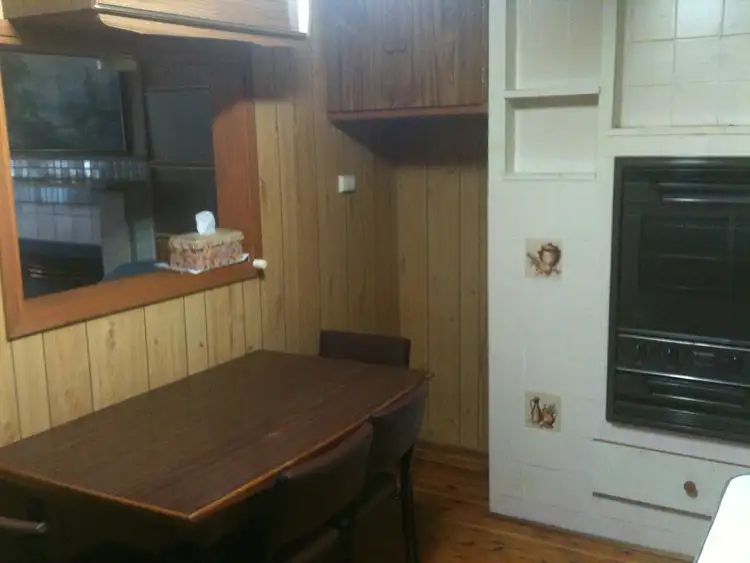 Fifth view of Homely house listing, 3 Little Addison St, Goulburn NSW 2580