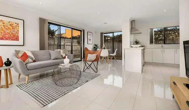 15 Wattle Drive, Doveton VIC 3177
