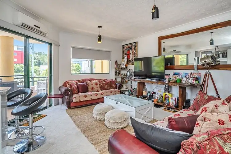 Third view of Homely unit listing, 15/10-12 Spendelove Avenue, Southport QLD 4215