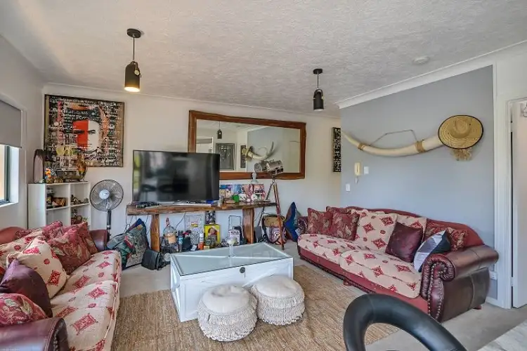 Seventh view of Homely unit listing, 15/10-12 Spendelove Avenue, Southport QLD 4215