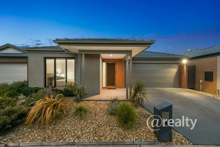 27 Compton Way, Clyde North VIC 3978
