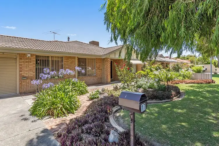 17 Conway Loop, Waikiki WA 6169