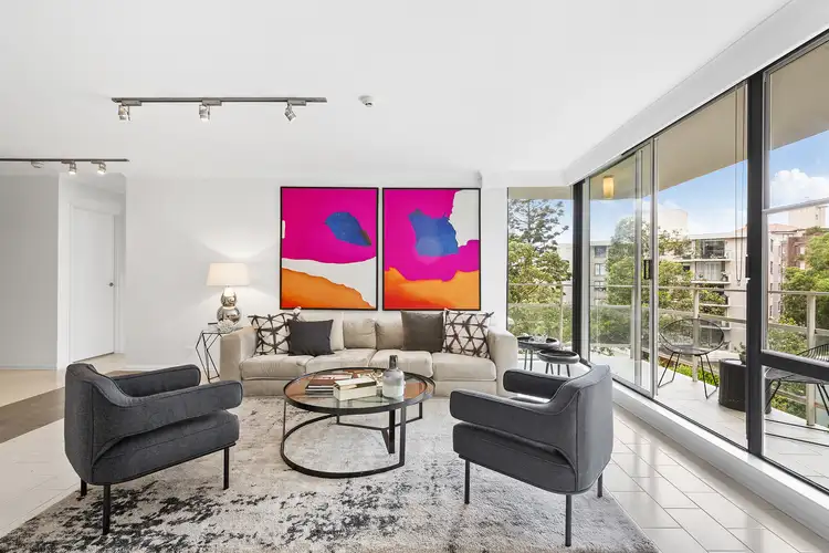 Second view of Homely apartment listing, 5A/15-19 Onslow Avenue, Elizabeth Bay NSW 2011