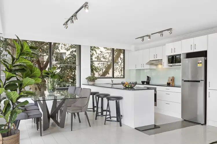 Fourth view of Homely apartment listing, 5A/15-19 Onslow Avenue, Elizabeth Bay NSW 2011
