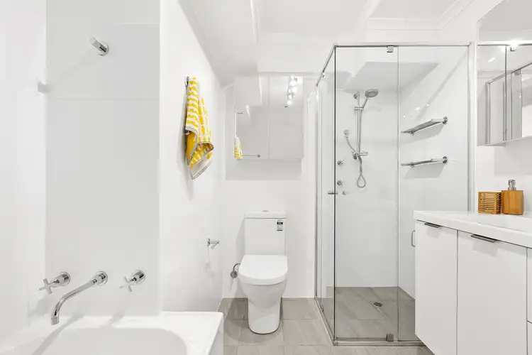 Sixth view of Homely apartment listing, 5A/15-19 Onslow Avenue, Elizabeth Bay NSW 2011
