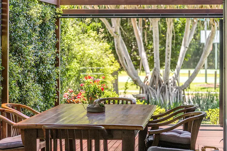 11 Mia Court, Ocean Shores NSW 2483