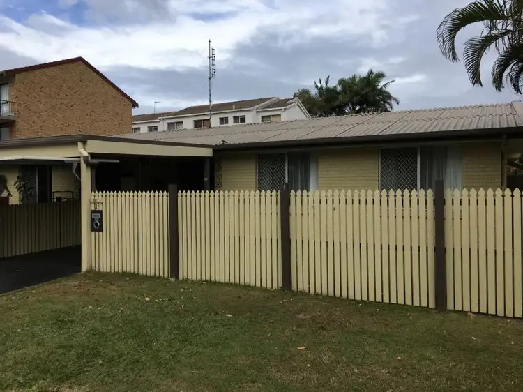 2/8 Phillip Street, Labrador QLD 4215