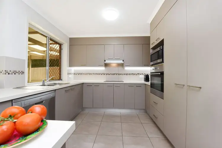 8/83 Beerwah Parade, Beerwah QLD 4519