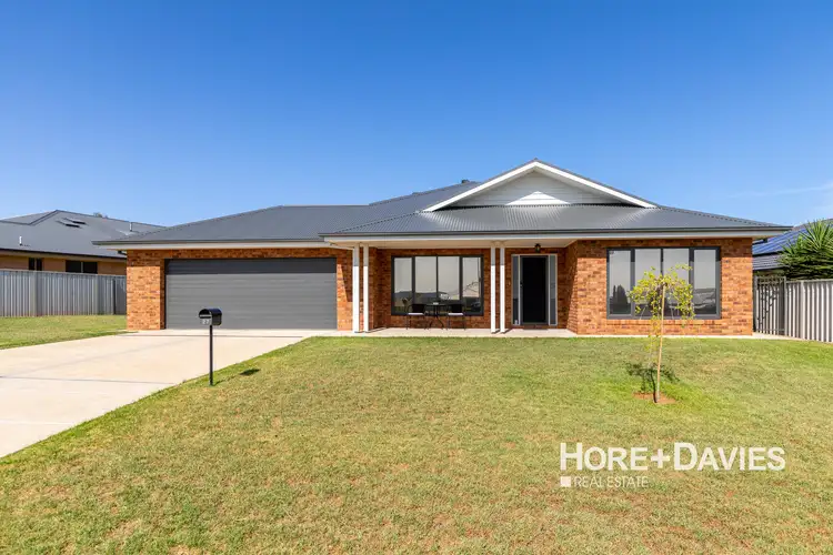 27 Rainbow Drive, Estella NSW 2650