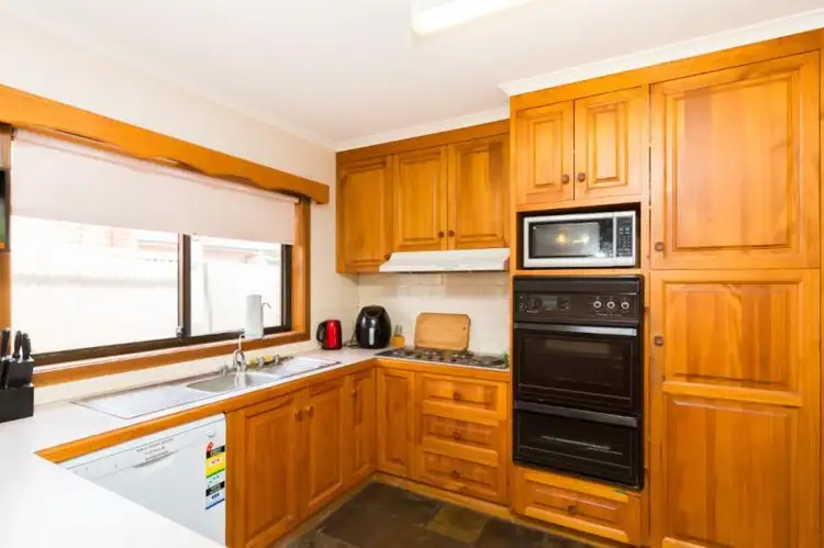 Fifth view of Homely house listing, 17 McIntyre Street, Horsham VIC 3400