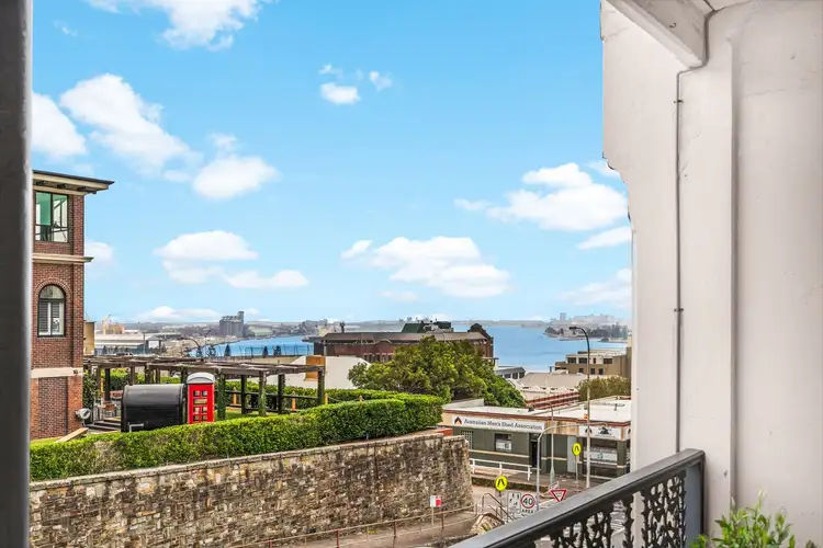 37 Newcomen Street, Newcastle NSW 2300