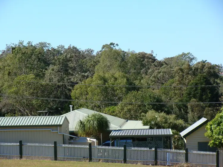 8 Cyprus Street, North Ipswich QLD 4305