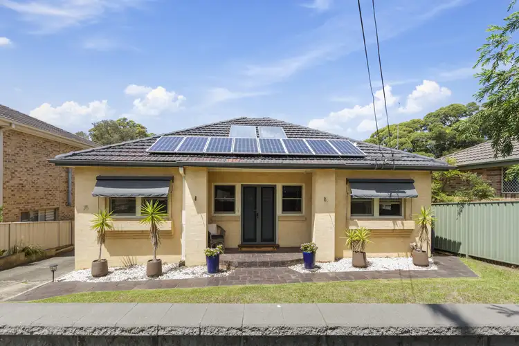 15 Acacia Ave, Gwynneville NSW 2500