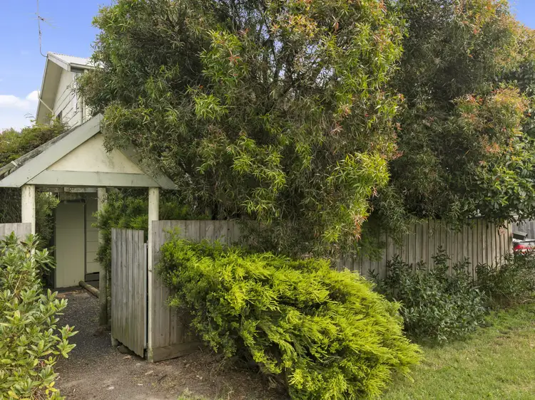 8 Bantering Bay Road, Coronet Bay VIC 3984