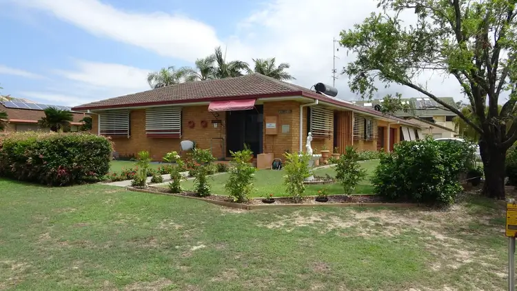 1/2 Tupia Avenue, Tweed Heads NSW 2485