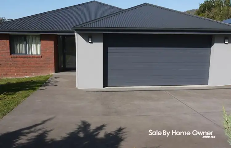 18 Orchard Avenue, Huonville TAS 7109