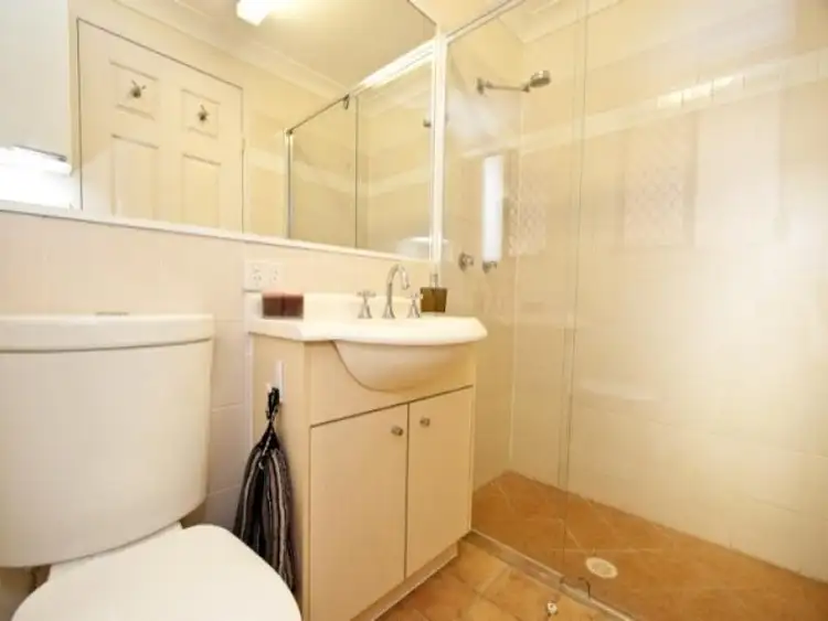 Fifth view of Homely unit listing, 1/43 Vera Street, Greenslopes QLD 4120