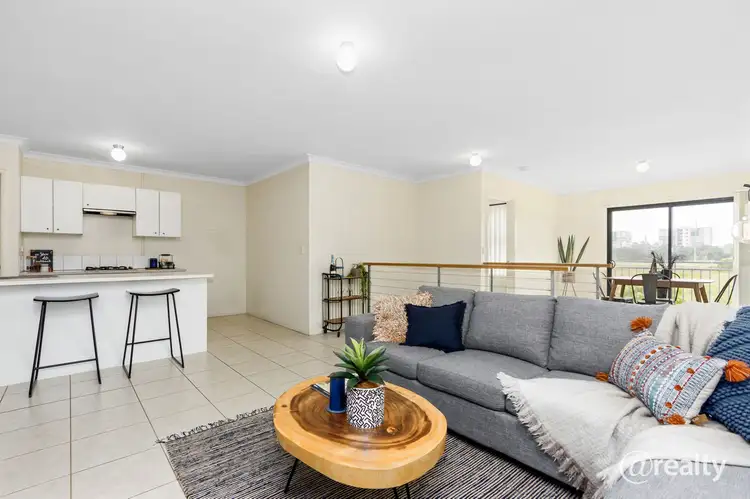 Main view of Homely unit listing, 3/1 HOGARTH, Cannington WA 6107