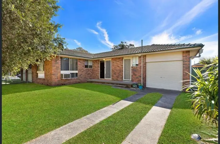 1 Kanimbla Avenue, Charmhaven NSW 2263