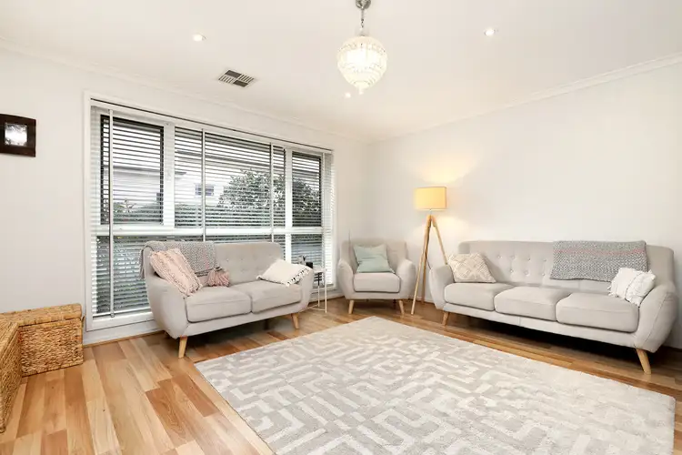 Sixth view of Homely villa listing, 2/31 The Esplanade, Maribyrnong VIC 3032