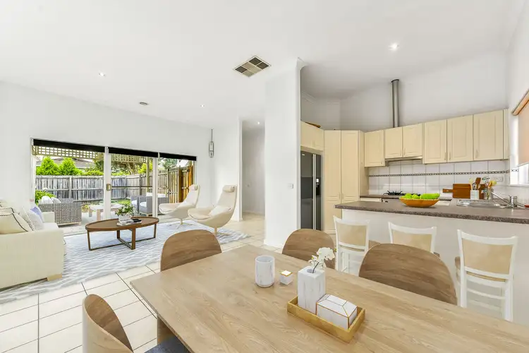 19 Hillview Avenue, Rowville VIC 3178