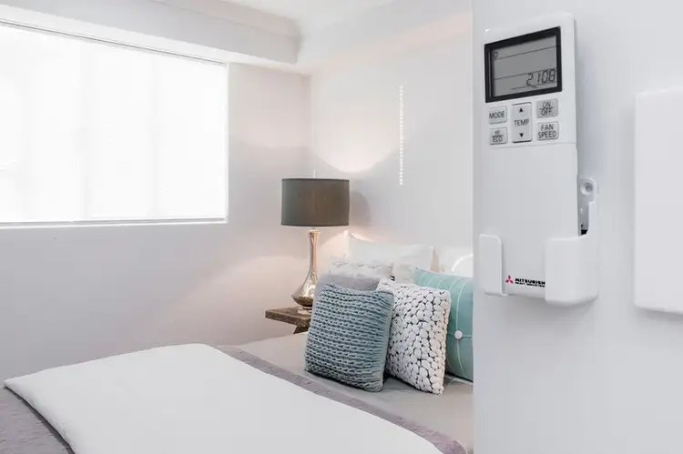 Seventh view of Homely apartment listing, 2 Delaronde Drive, Success WA 6164