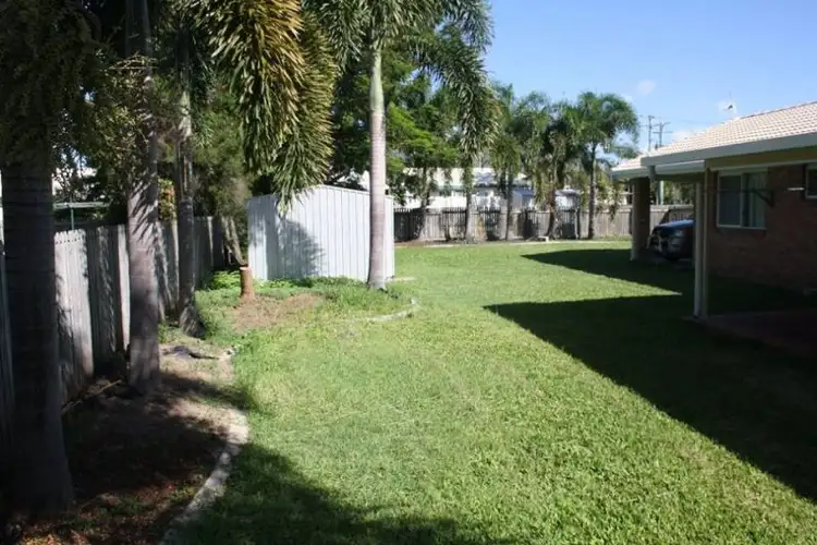 4 Hawk St, Condon QLD 4815