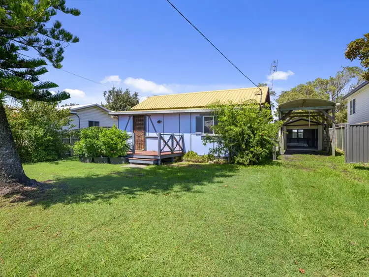26 Schafer Street, Red Rock NSW 2456