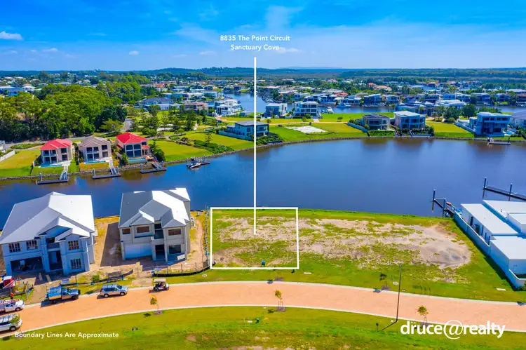 8835 The Point Circuit, Sanctuary Cove QLD 4212