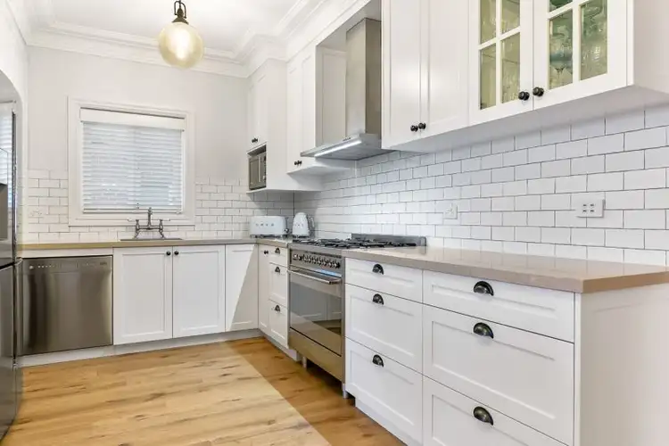 11 Moondani Street, Beverly Hills NSW 2209