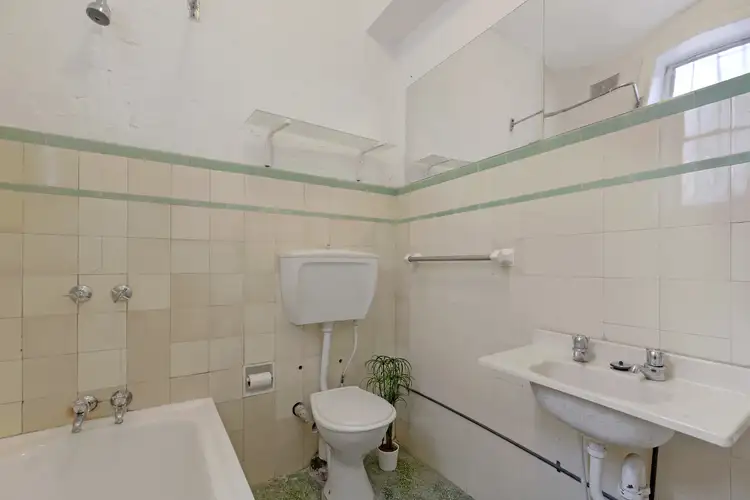 Fourth view of Homely studio listing, 5/322 Victoria Street, Darlinghurst NSW 2010
