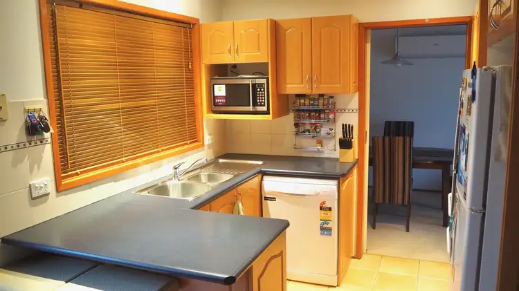 Third view of Homely townhouse listing, 35/36 Cromwell Circuit, Isabella Plains ACT 2905