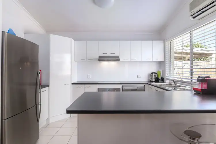 42 Birkenhead Crescent, Forest Lake QLD 4078
