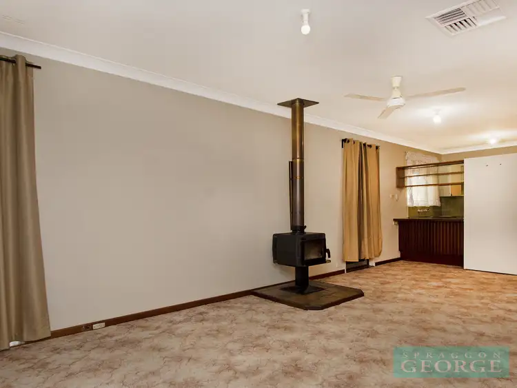 25 Pennine Way, Hamersley WA 6022
