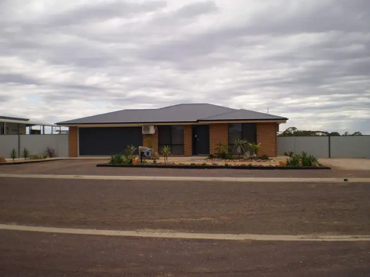 11-13 Cedar Avenue, Cowell SA 5602