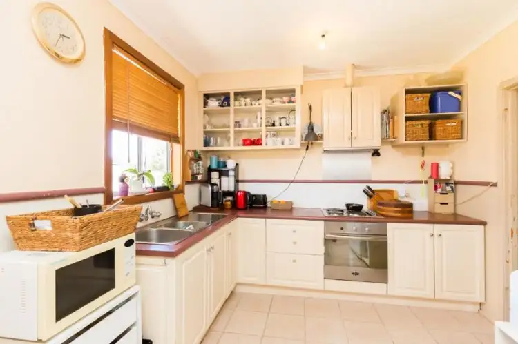 Third view of Homely house listing, 40 Winifred Street, Horsham VIC 3400