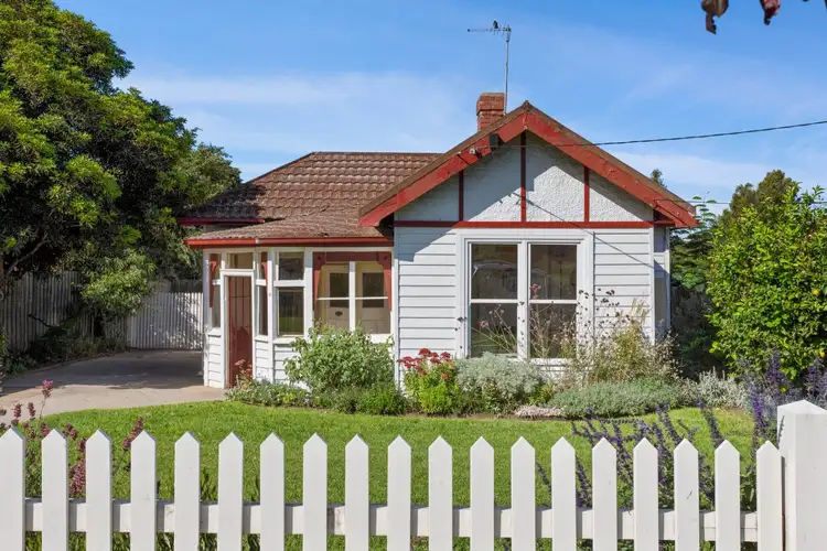 19 Fraser Street, Sunshine VIC 3020