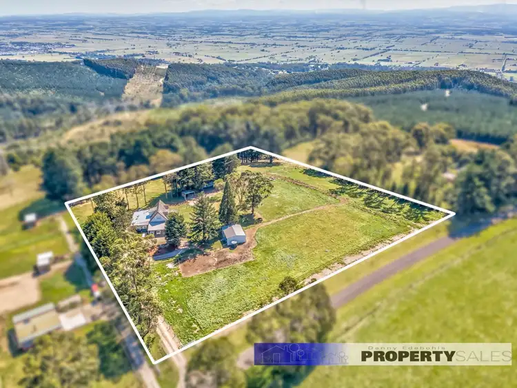 Second view of Homely rural property listing, 662 Moe South Road, Moe South VIC 3825