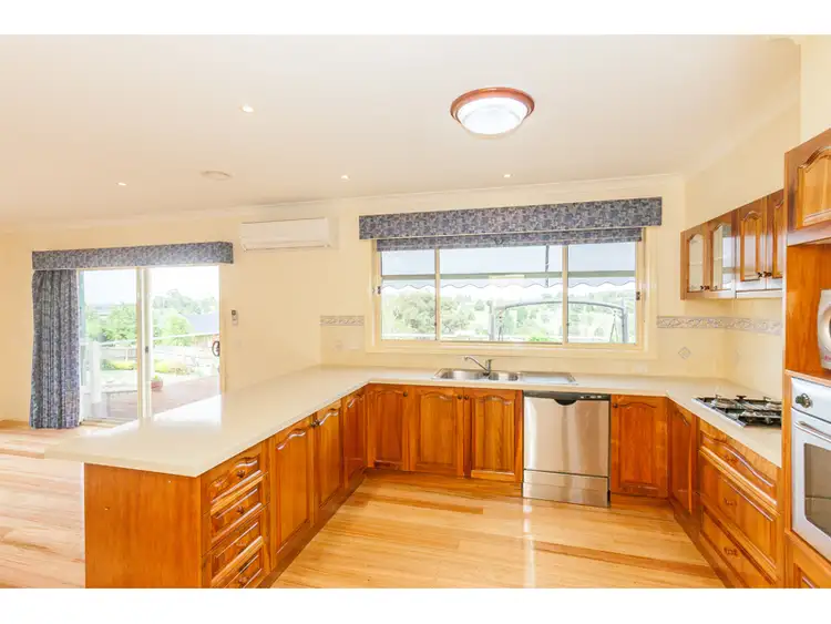 Fourth view of Homely house listing, 29 Willow Crescent, Warragul VIC 3820