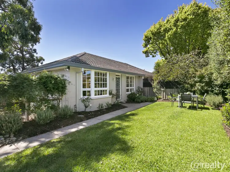 3/27 Hedge End Road, Mitcham VIC 3132