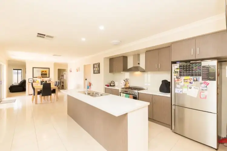 Fifth view of Homely house listing, 25 Arthur Drive, Horsham VIC 3400