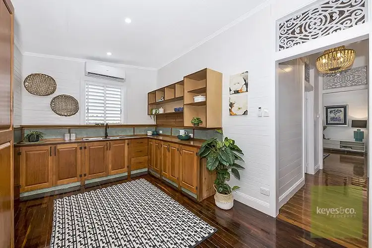 Fifth view of Homely house listing, 14 Echlin Street, West End QLD 4810