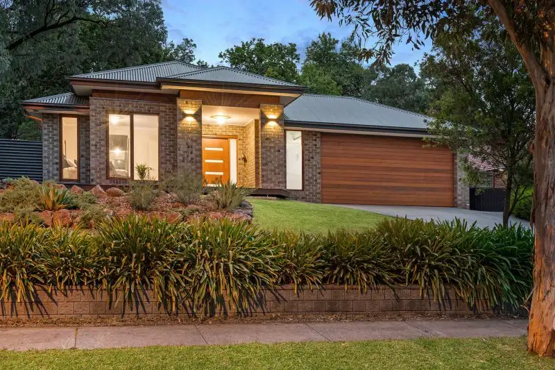 Main view of Homely house listing, 5 Oaktree Road, Croydon North VIC 3136
