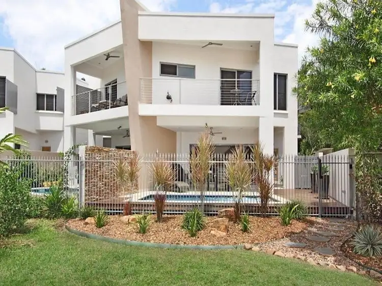 Third view of Homely townhouse listing, 2/15 Bayview Street, Fannie Bay NT 820