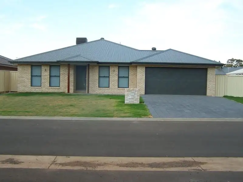 Main view of Homely house listing, 29 Durum Circuit, Dubbo NSW 2830