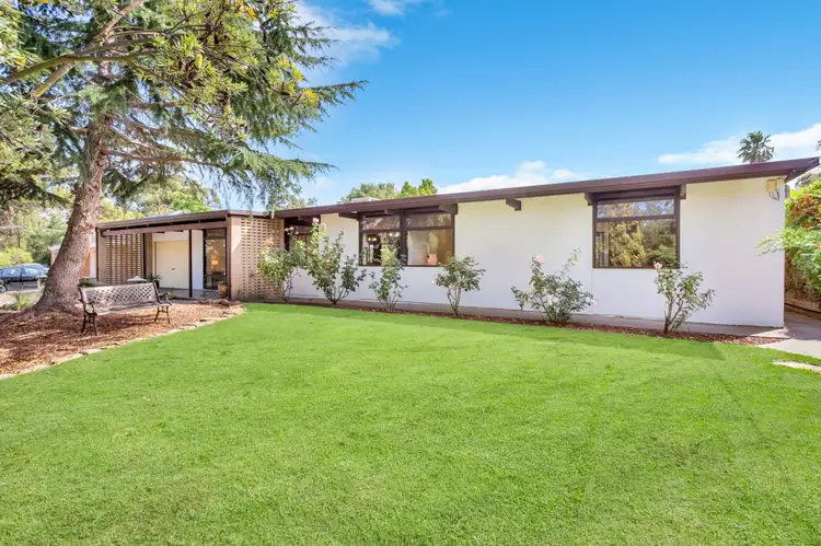 9 Hobart Crescent, Banksia Park SA 5091